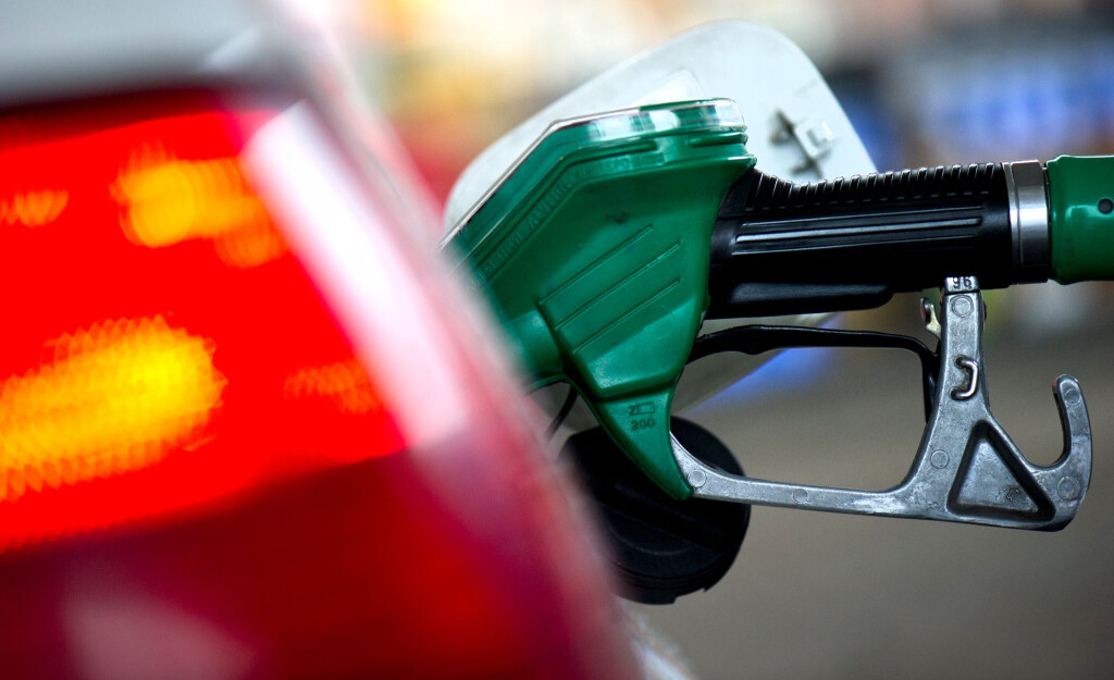 Diesel ist derzeit in Bayern am teuersten, Benzin in Sachsen. (Archivbild)